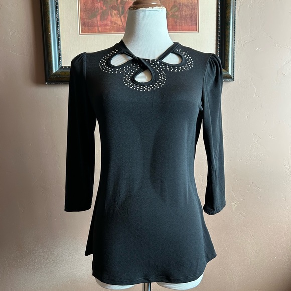 Black Quarter Sleeve Top NWT Size Small - Picture 7 of 8
